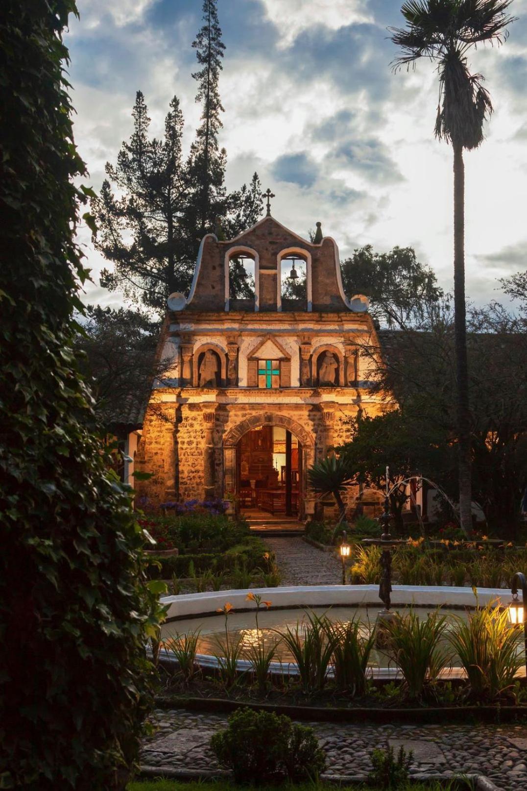 Hacienda La Cienega Hotel Latacunga Exterior photo