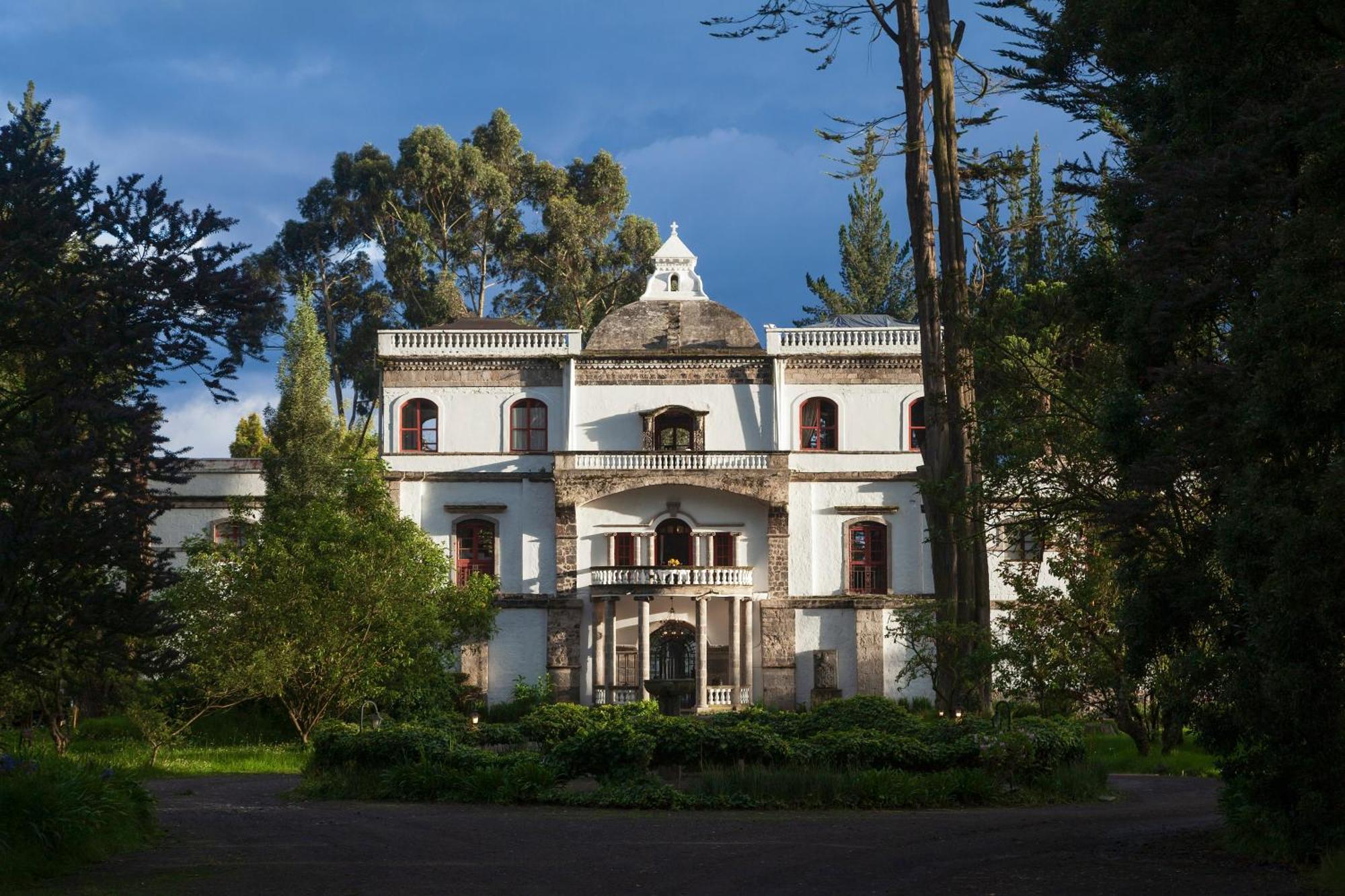 Hacienda La Cienega Hotel Latacunga Exterior photo